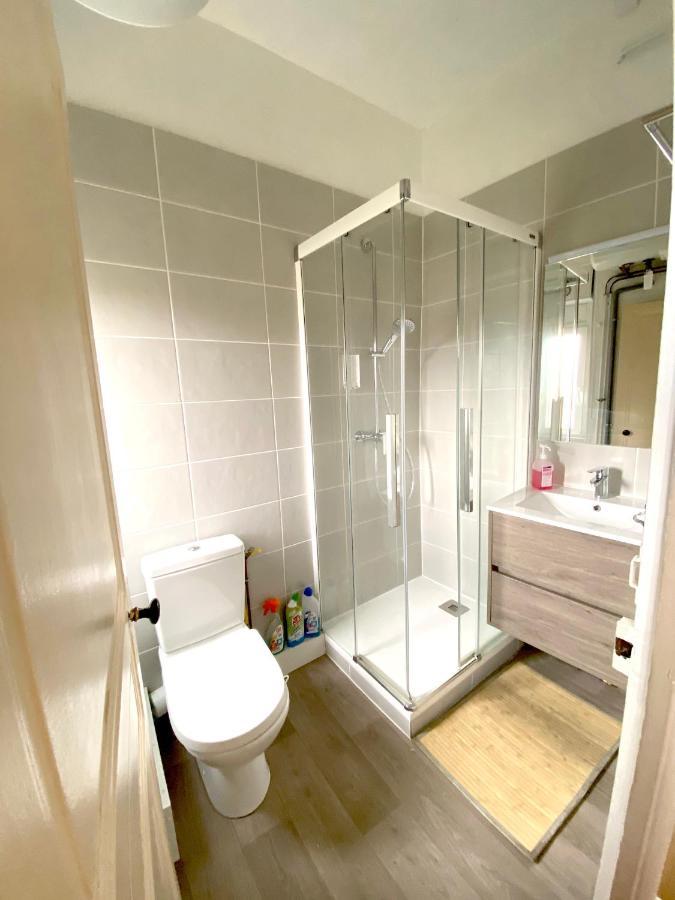 L'Appart & De La Turdine A L'Arbresle Entree Autonome Eveux ภายนอก รูปภาพ